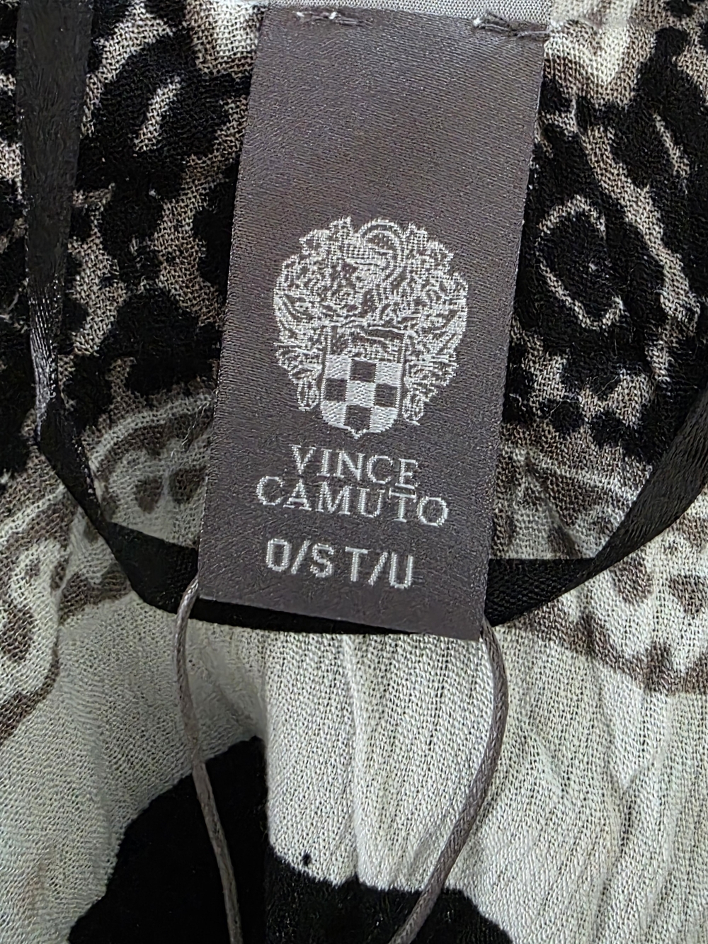 Vince Camuto Tropical Blooms Ruana Kimono Cover Up Black Floral One Size NWT - Picture 5 of 5